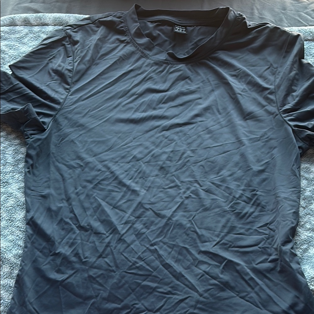 SHEIN Black Short Sleeve Tee Casual Essential